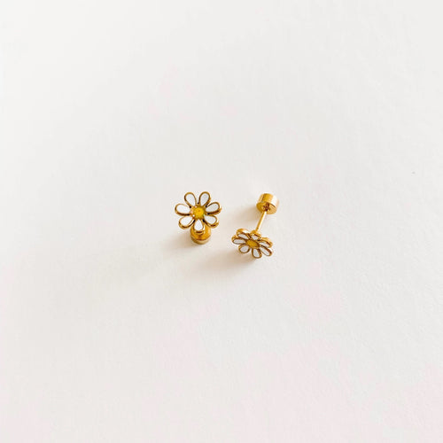 Daisy Studs